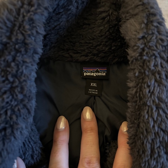 Patagonia Fleece Vest in Dark Gray - Picture 3 of 3